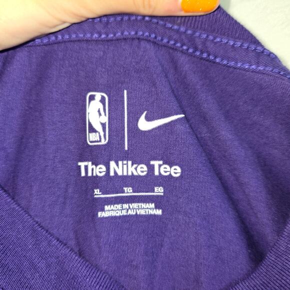 The Nike Tee Air Jordan NBA Hornets Ball 1 Tee Purple Size XL - Picture 4 of 8